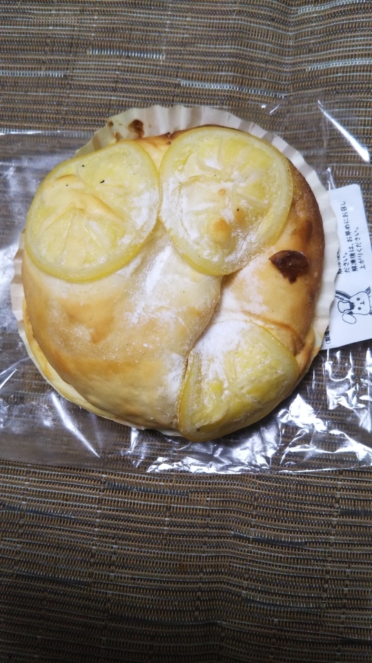 De Mage レモンチーズケーキ C b ケーキバイキング ベーグルな日々 De Mage レモンチーズケーキ C b ケーキバイキング ベーグルな日々