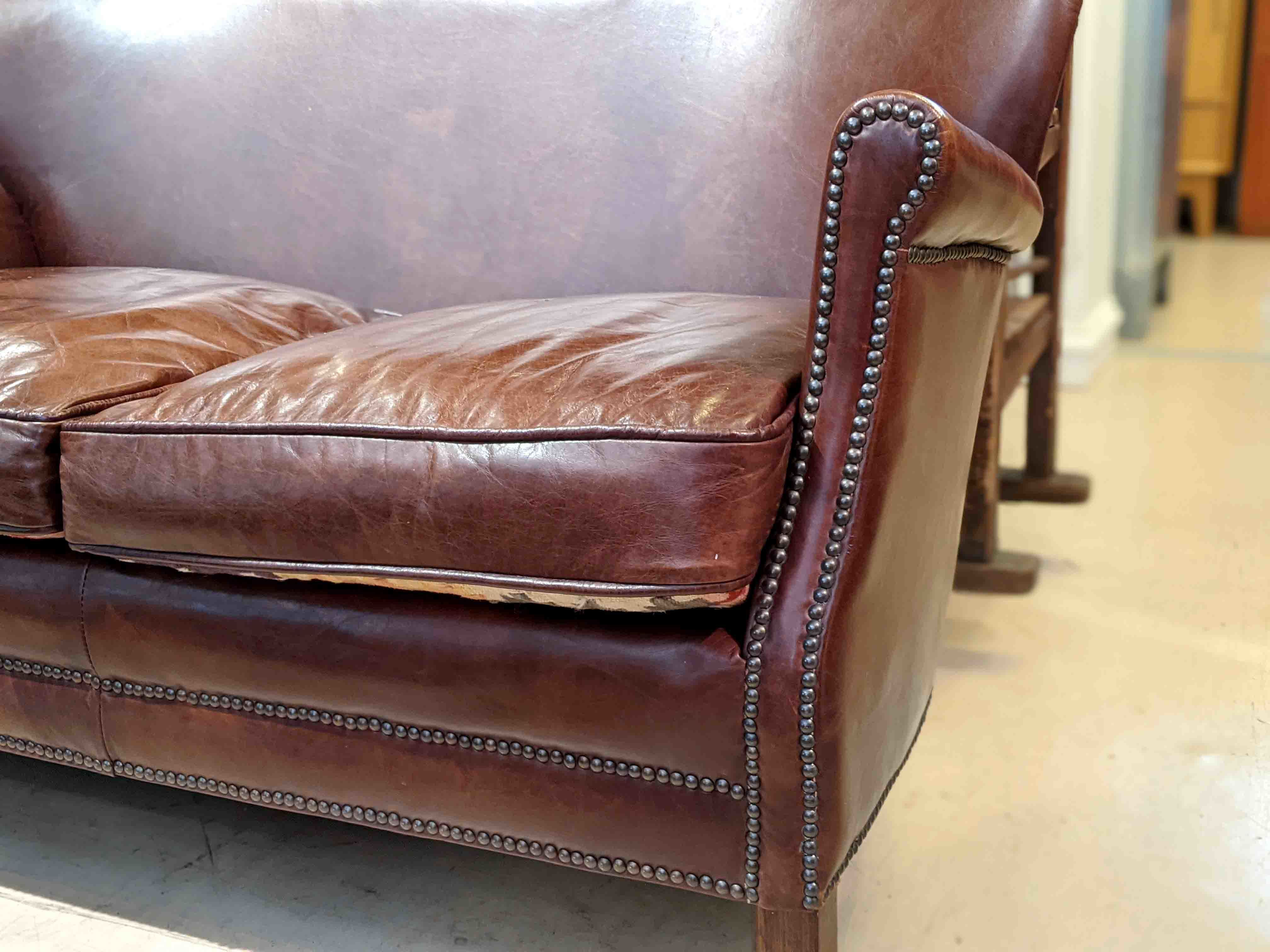 HALO/ハロ】PROFESSOR/プロフェッサー 2p Sofa が入荷しました