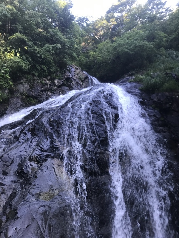 2021年7月17-18日、湯檜曾川・東黒沢～ウツボギ沢ナルミズ沢出合～ウツボギ沢～笠ヶ岳稜線～白毛門～土合橋_b0037220_14240070.jpg