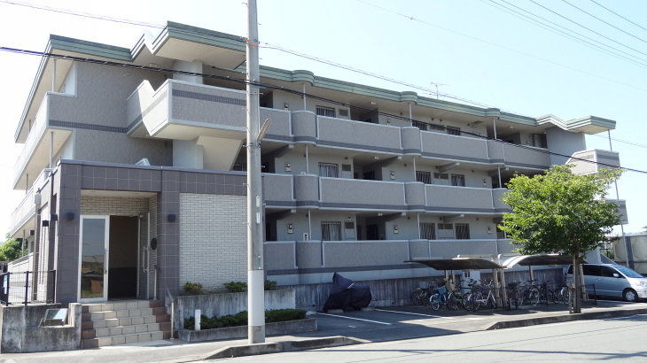 『ワラグル』と8月末入居可能物件をご紹介♪_a0253729_13563183.jpg