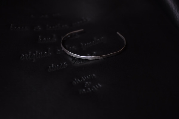 silver bangle_b0172633_20485872.jpg