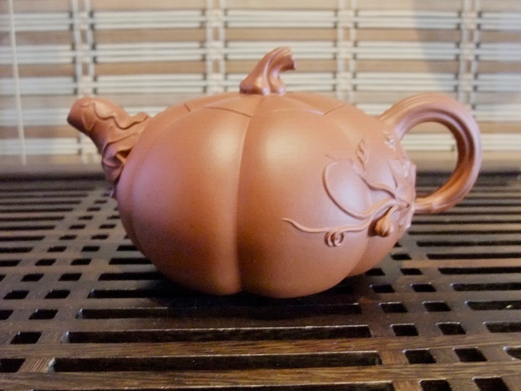 棚ではないどこかに。 : 小梅茶荘