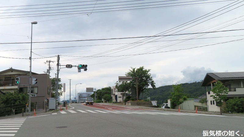 「スーパーカブ」舞台探訪 北杜市編2/4 牧原交差点から県道612号スーパーおの、武川高校まで_e0304702_19133590.jpg