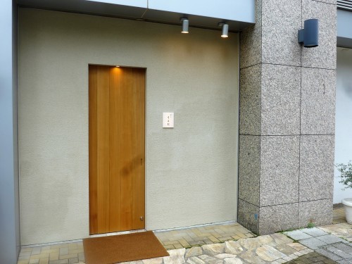 神戸・元町「すし うえだ」へ行く。_f0232060_20212974.jpg
