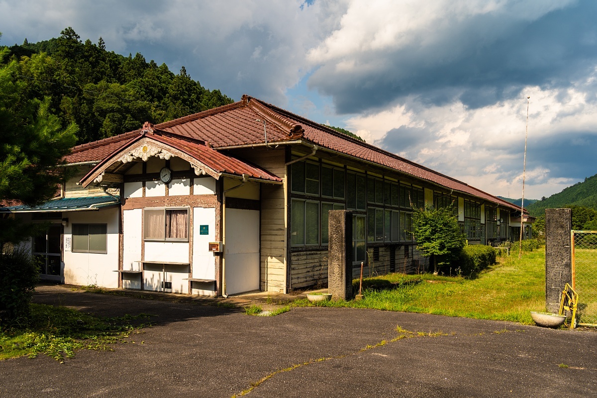 廃校慕情#28 - 月小学校(再訪)_d0353489_22320139.jpg