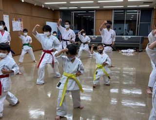 木曜空手 前田教室 手稲教室 新しい仲間!_c0118332_21065871.jpg