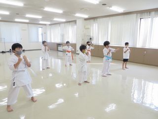 木曜空手 前田教室 手稲教室 新しい仲間!_c0118332_21071008.jpg