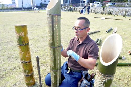 竹灯籠製作　in 市民広場　2020.11_a0286510_17313707.jpg