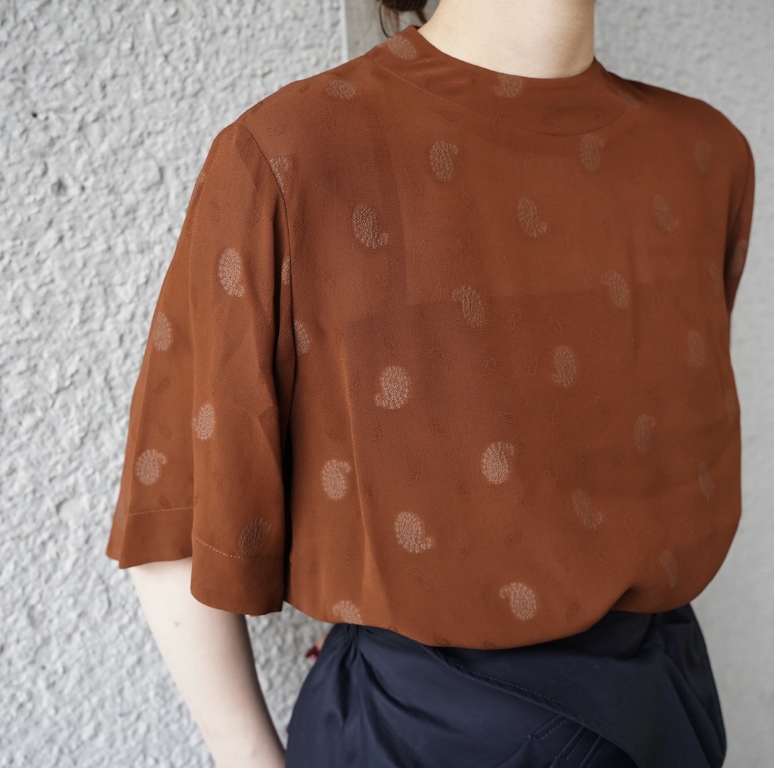 高感度ショップで2023年売れたブランド Mame Kurogouchi】Paisley Jacquard Top : 山梨県・甲府市 トップス