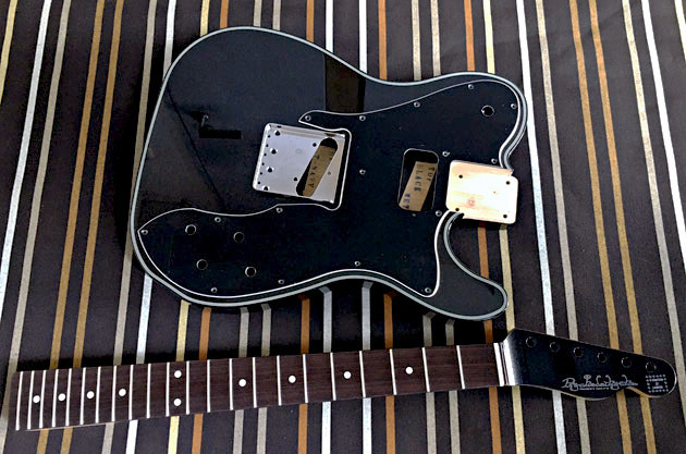 「Black MetallicのT-Custom」の塗装が完了しました!_e0053731_17390647.jpeg