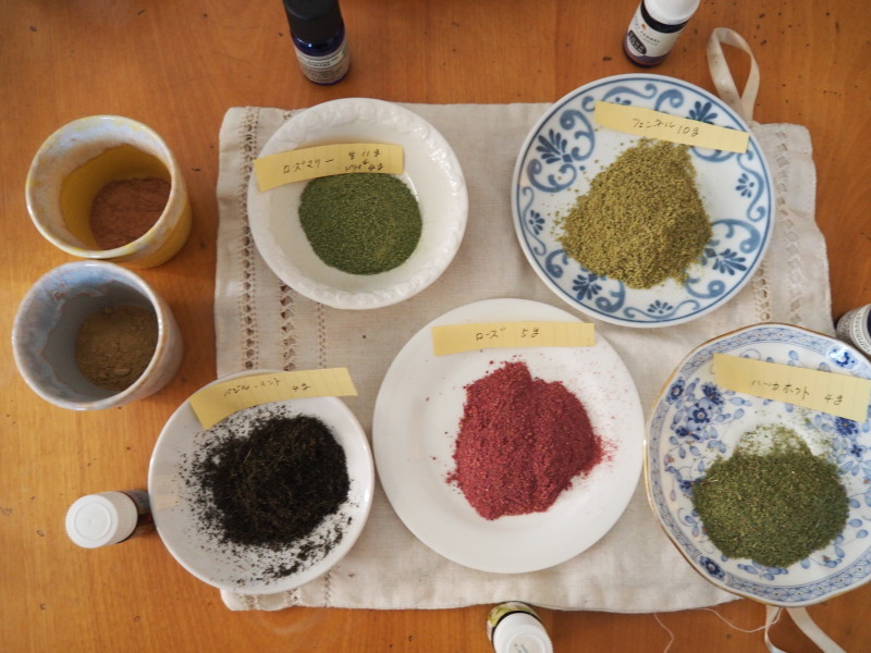 ハーブでお線香作り楽しい 虫除けや蚊除けに 花とハーブ 植物 ハーバルアストロロジーとスピリチュアルが好き ハーブでお線香作り楽しい 虫除けや蚊除けに 花とハーブ 植物 ハーバルアストロロジーとスピリチュアルが好き