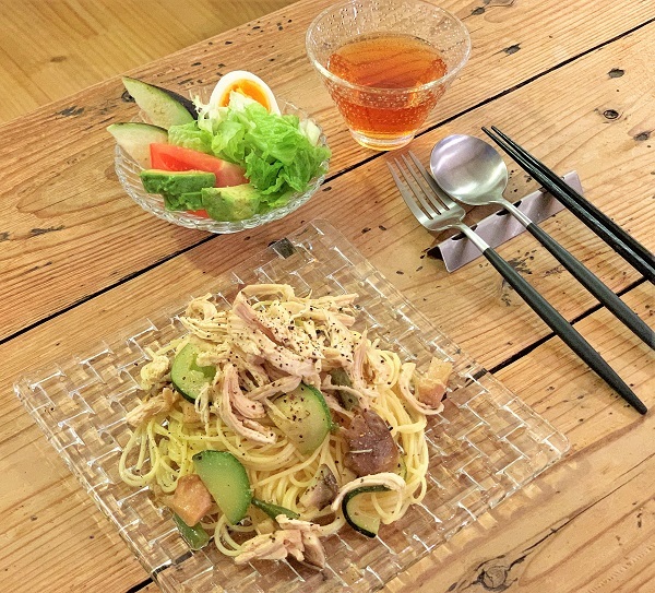 四季成りレモンのその後 と おうちごはん『コストコのサーモン丼』と..._d0249193_00593776.jpg