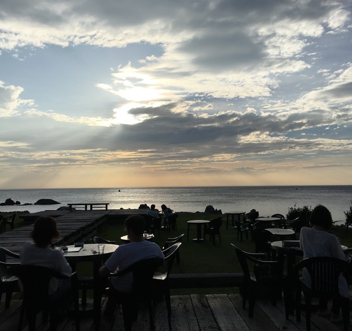 Cafe Mare カフェマーレ 絶景のカフェ 福井市大丹生町 楽浪の近江 さざなみのおうみ Cafe Mare カフェマーレ 絶景のカフェ 福井市大丹生町 楽浪の近江 さざなみのおうみ