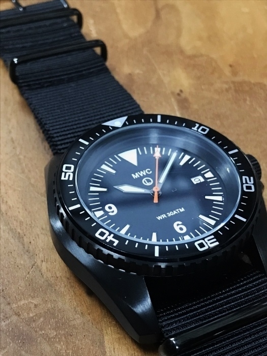 MWC　　DEAD STOCK MODEL　　Special DIVER WATCH ★_d0152280_01230120.jpg