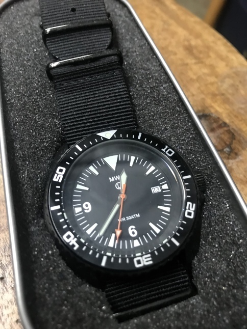 MWC DEAD STOCK MODEL Special DIVER WATCH ★_d0152280_01230899.jpeg