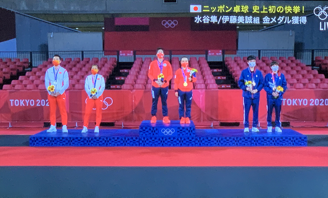 卓球混合ダブルス、水谷・伊藤ペアが日本卓球界初の金メダル！_e0158128_15470424.jpg