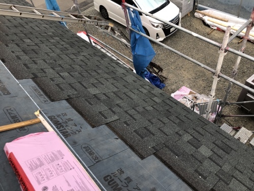 韮崎市　エステートグレーの屋根　其の四_b0242734_22085333.jpeg