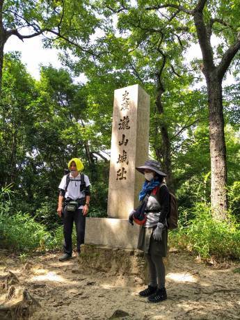 新神戸駅~城山~再度公園~七三峠~二本松林道~祇園神社_c0218841_09195613.jpg