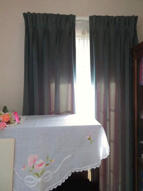 『クラーク&クラーク』のベルベットカーテン『アルバー2』を納めました by interior styling of bright_c0157866_18265949.jpg