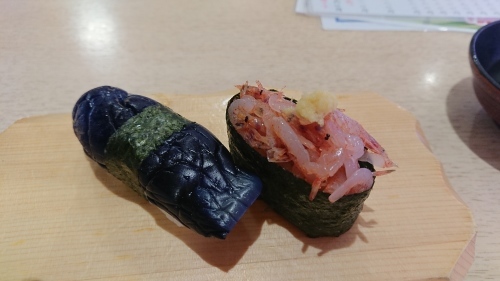 一人外食 と 若々しい人と老けていく人_d0390236_09511989.jpg