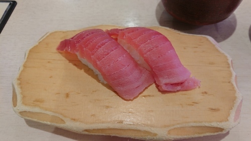一人外食 と 若々しい人と老けていく人_d0390236_09591796.jpg