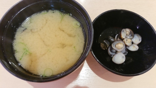 一人外食 と 若々しい人と老けていく人_d0390236_10562845.jpg