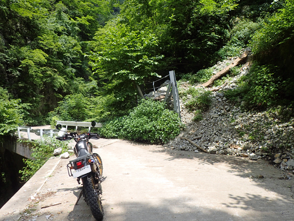 XT250 セロー 21 2/3 多賀の廃村と集落 (妛原 落合 男鬼 武奈 XT250 セロー 21 2/3 多賀の廃村と集落 (妛原 落合 男鬼 武奈