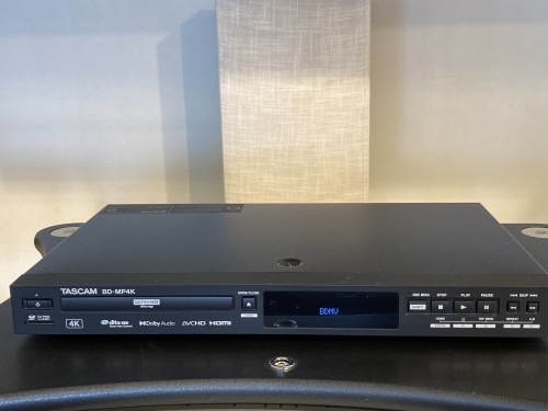再生専用ウルトラHDブルーレイプレーヤー☆TASCAM BD-MP4K視聴できます
