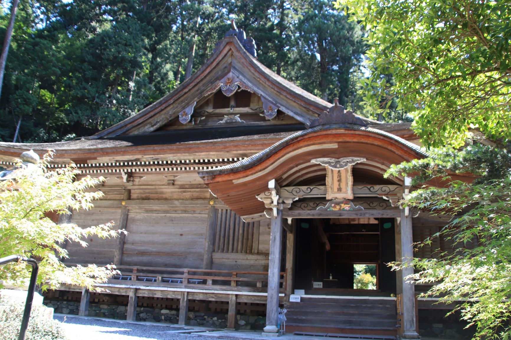 明王院 坊村の修験寺院_e0048413_22332341.jpg