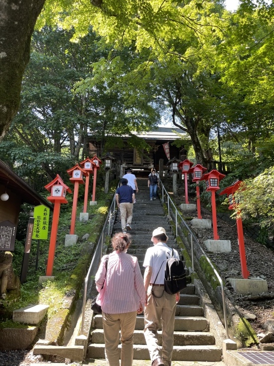 赤いボンネットバスで 軽井沢 観光♪_c0212604_20513210.jpeg