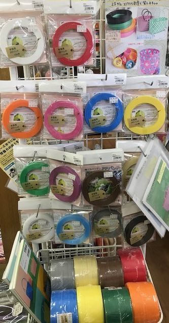 (紙ではないが)紙バンドクラフト2_d0156706_12162534.jpg