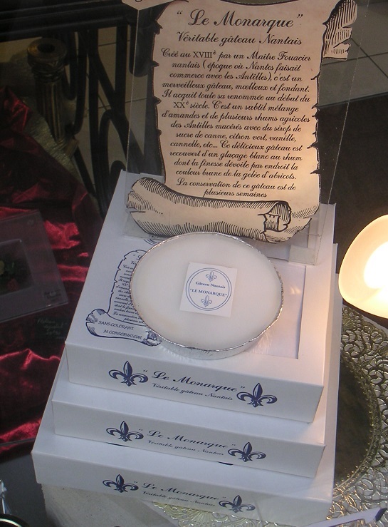 『Gâteau nantais;ガトーナンテ』_b0189215_15211362.jpg