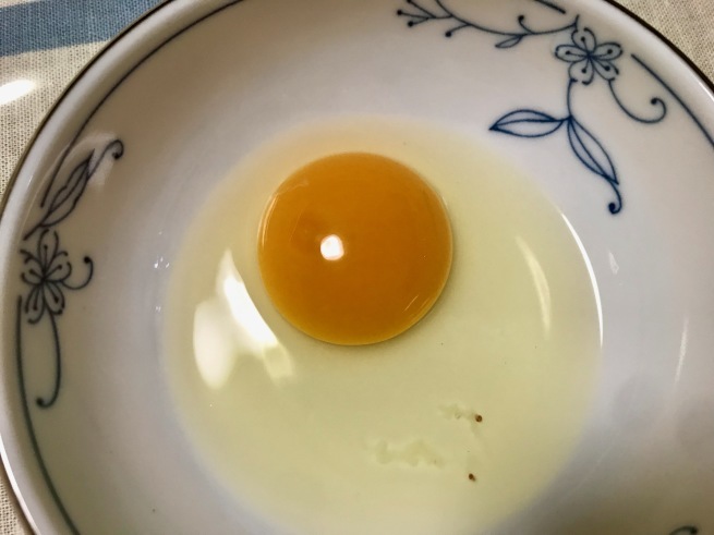 栄養満点！烏骨鶏の卵でTKG（卵かけご飯）！ : Welcome to