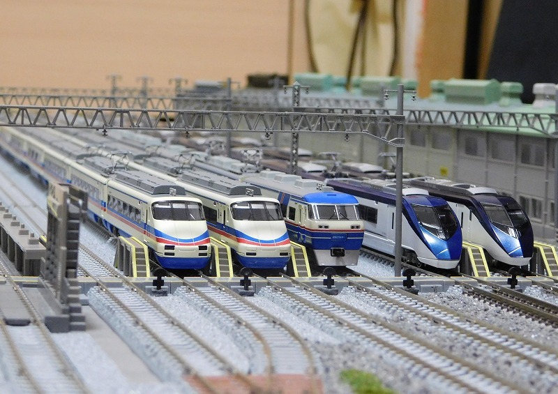 在籍車両】 京成 ― 初代AE形 スカイライナー （マイクロ） : げ～じN