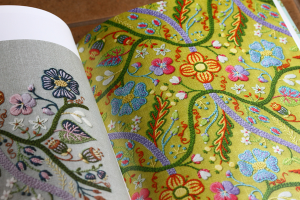 新刊「PieniSieniの植物と動物の刺繡」のお知らせ_e0333647_16244830.jpg
