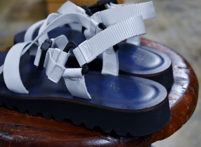 ITALY SPORTS SANDAL お得★ SUMMER SALE!!_d0152280_21271834.jpg