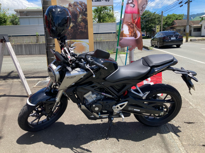 夏、夏、夏〜なバイクの方々^_^_d0132688_19540217.jpg