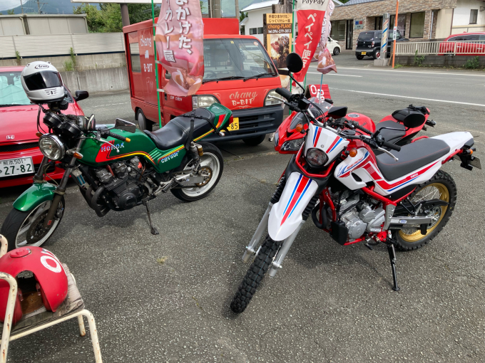 夏、夏、夏〜なバイクの方々^_^_d0132688_19552599.jpg