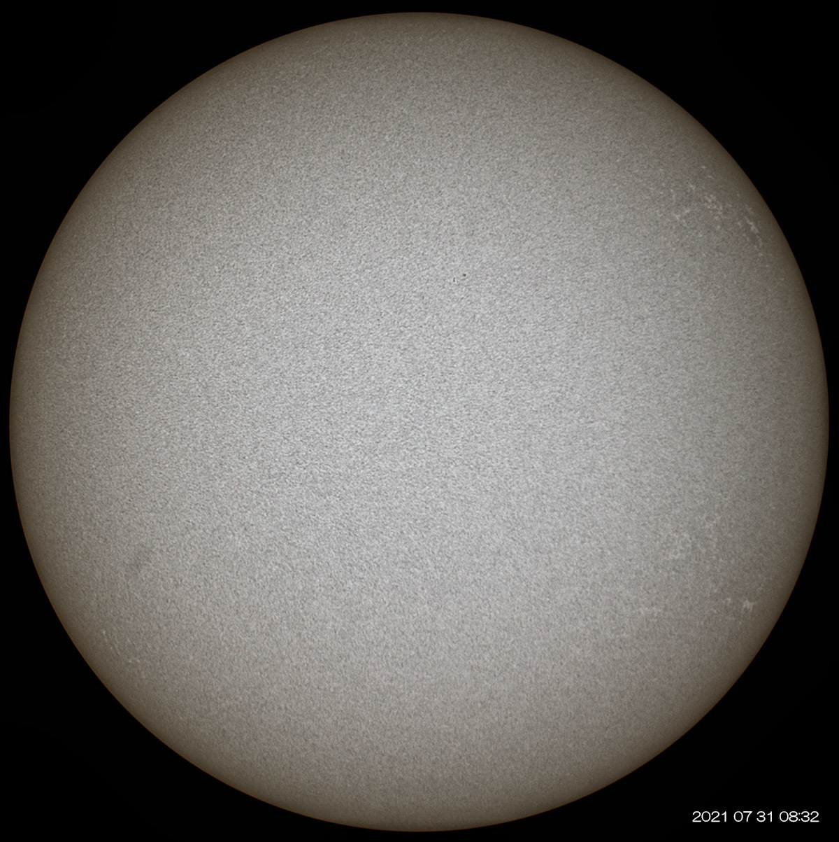 7月31日の太陽_e0174091_18175000.jpg