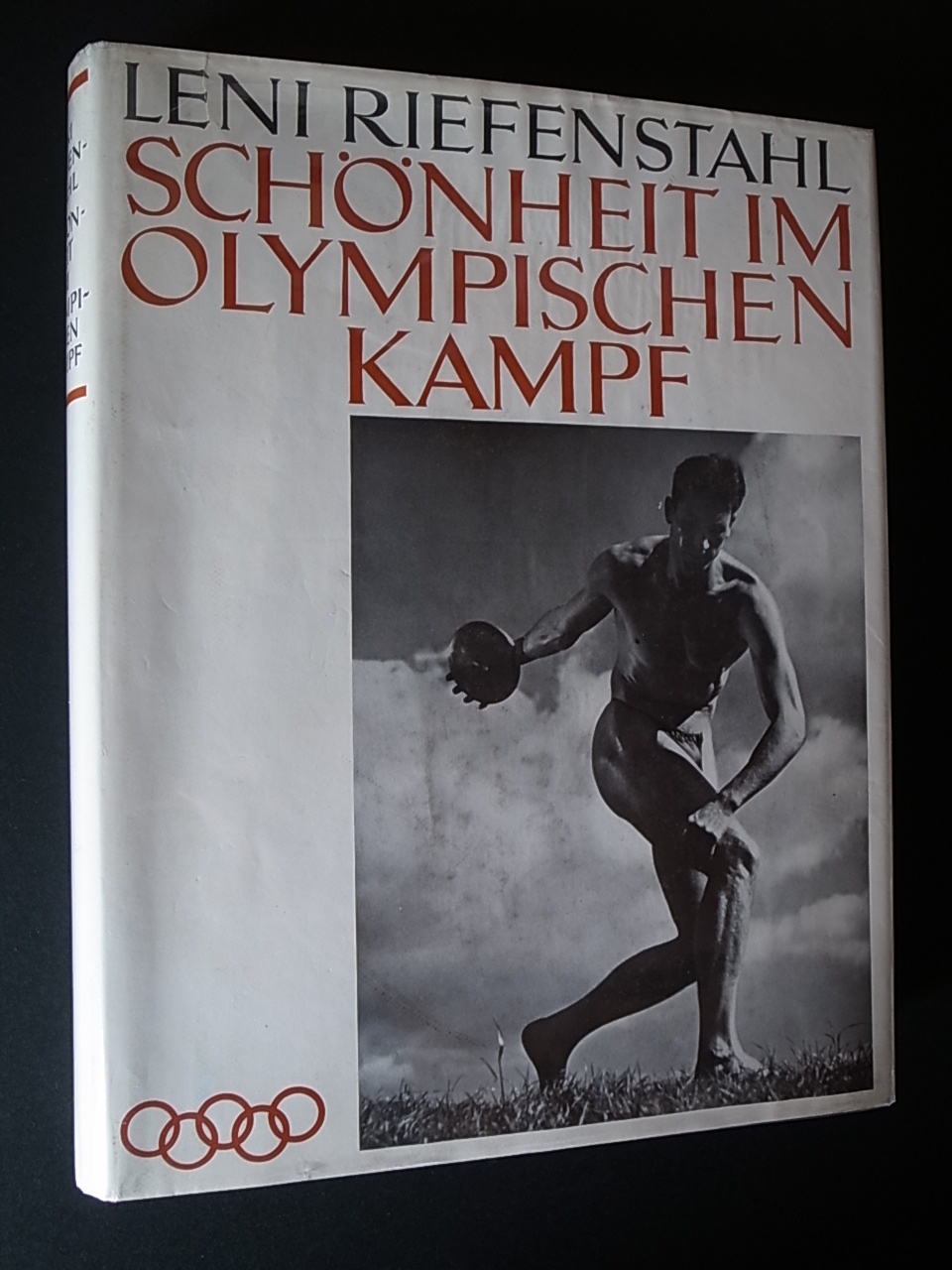 SCHONHEIT IM OLYMPISCHEN KAMPF / Leni Riefenstahl : Books & Things