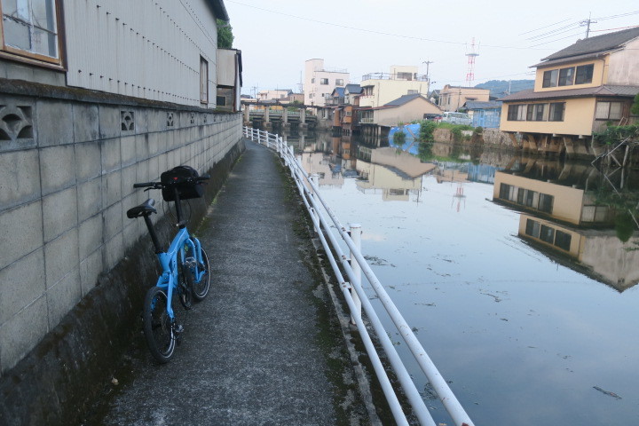 暑さと密を避けて早朝サイクリング_c0132901_08473364.jpg