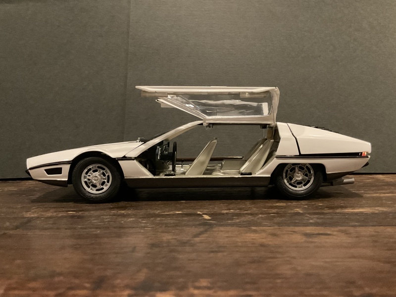 Lamborghini Marzal 1967 ③（バンダイ 1/20) : MATCHBOX