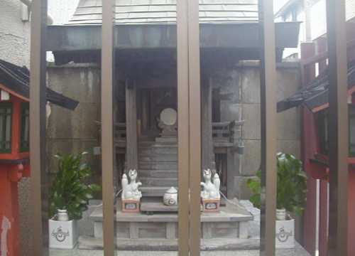 ●神社の造形―京都八条寺内町の稲荷神社_d0053294_22572996.jpg