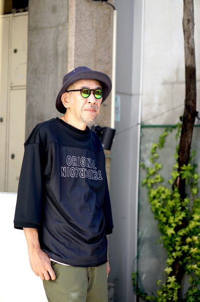 即納国産 TENDERLOIN - テンダーロイン NFL MESH JERSEY OG 黒 XLの ...