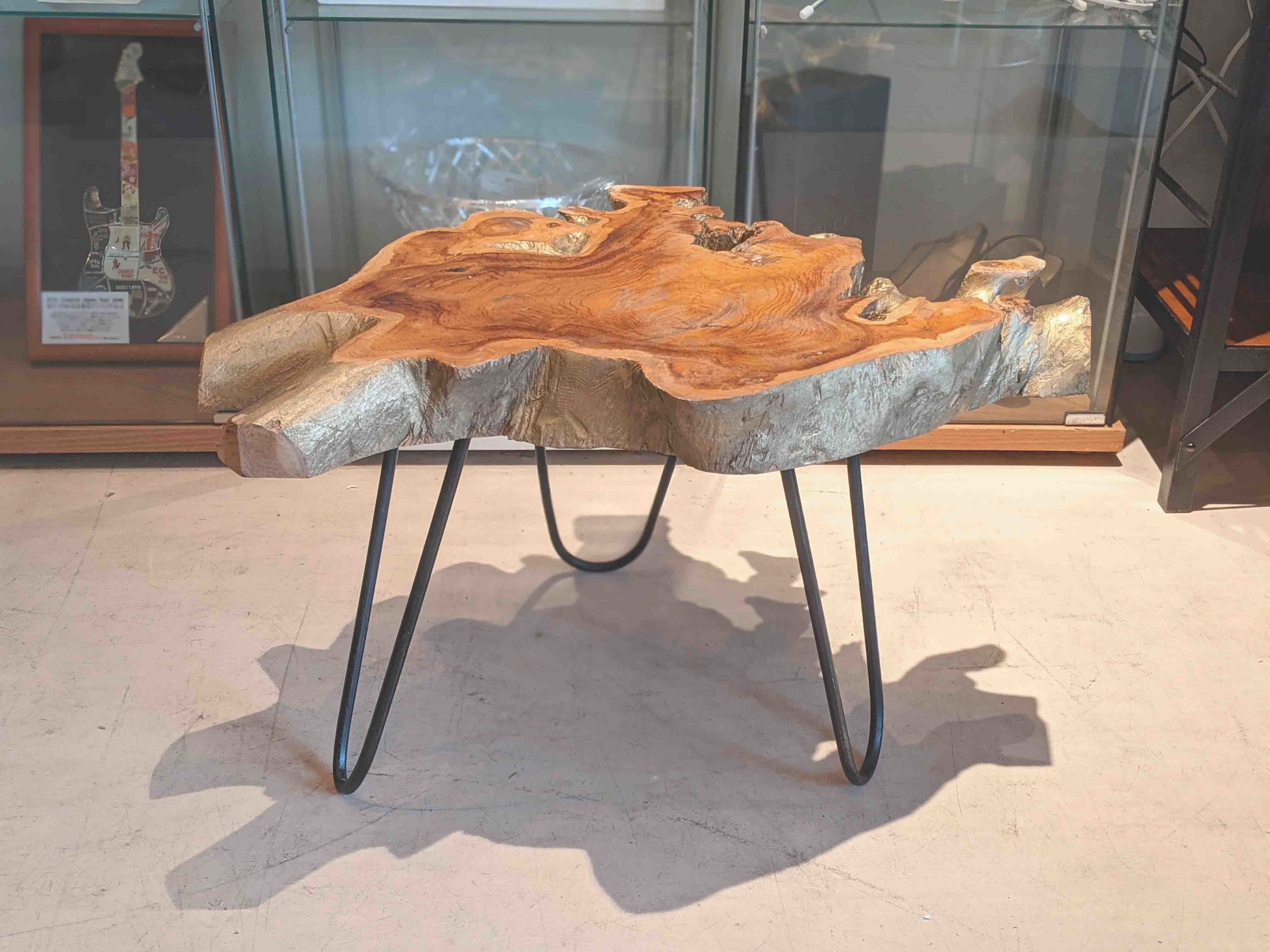 無垢材家具】Tree Trunk Coffee Table/木の幹のコーヒーテーブル が