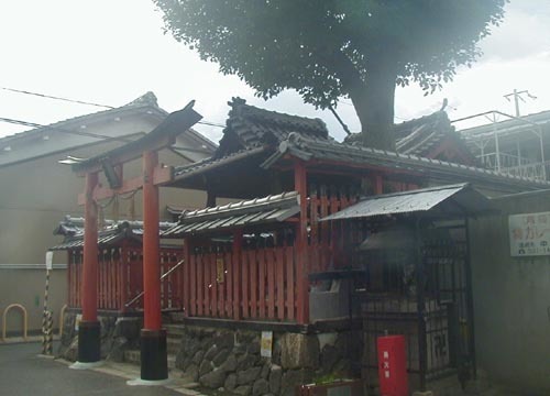 ●神社の造形―東寺稲荷神社_d0053294_16175136.jpg