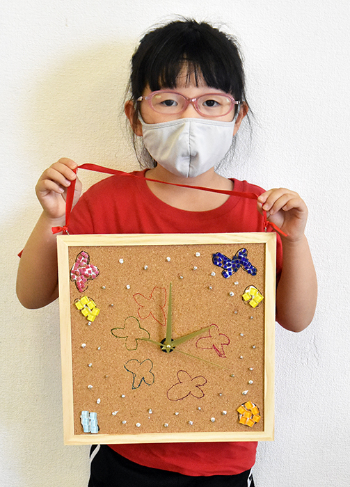 こども特別講座「窓が光る家の貯金箱を作ろう!」_b0212226_11115605.jpg