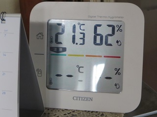 高温続きの日々に一息ついて、今日は北海道らしい気温になりました_b0405523_00540691.jpg
