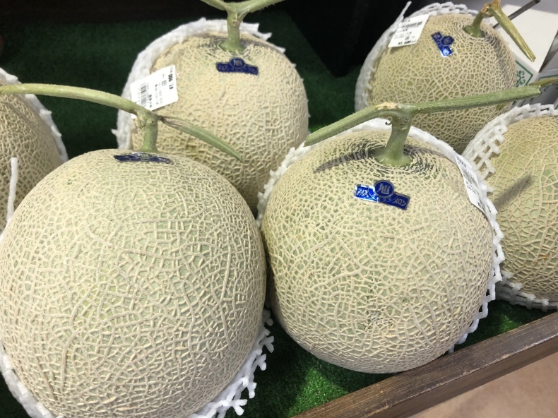 大洗まいわい市場 自家用や贈答にアールスメロン入荷しております わいわいまいわい 大洗まいわい市場公式ブログ