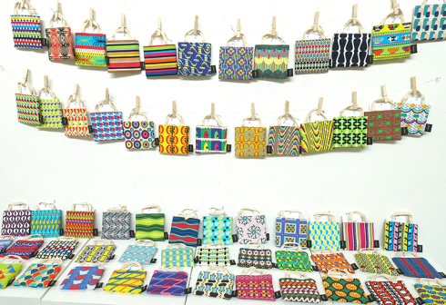 【Kayoko Kawata「コレマデモ コレカラモ」Zakuro original print textile展】_a0017350_07263670.jpg